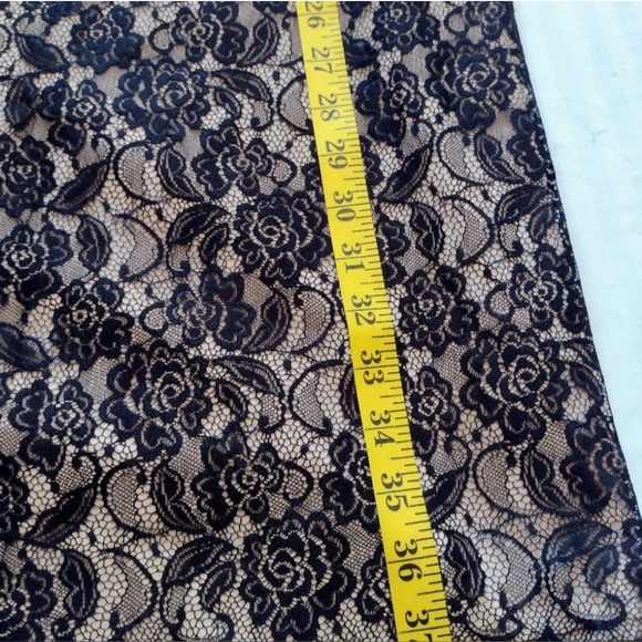 Ann Taylor LOFT Black Lace Overlay Dress - Size 6 - Elegant & Chic - Picture 9 of 12